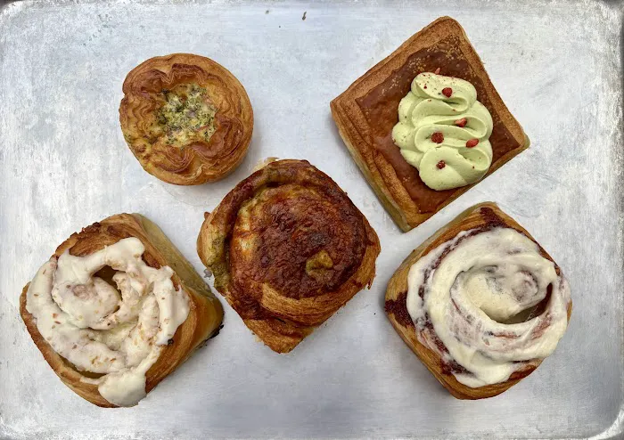 Tall Poppy Picture 9