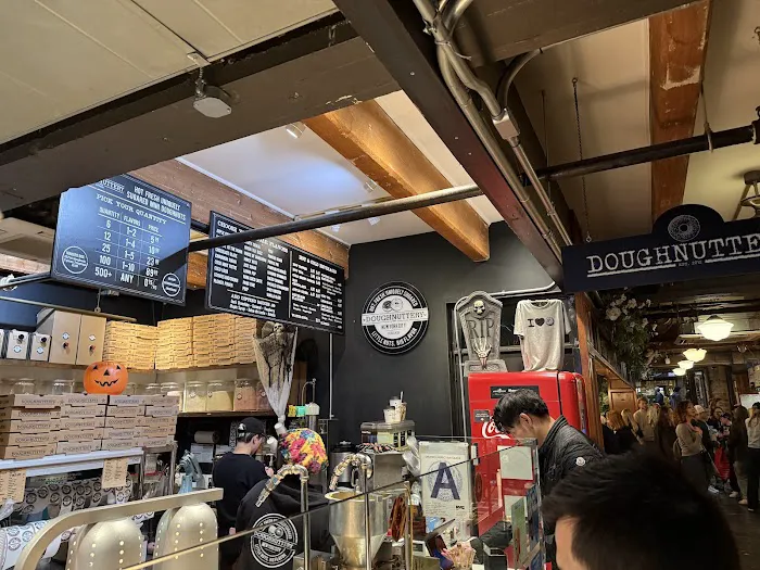 Doughnuttery Picture 3