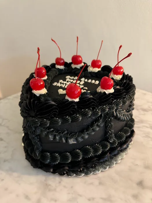 Screaming in Cakes Picture 3