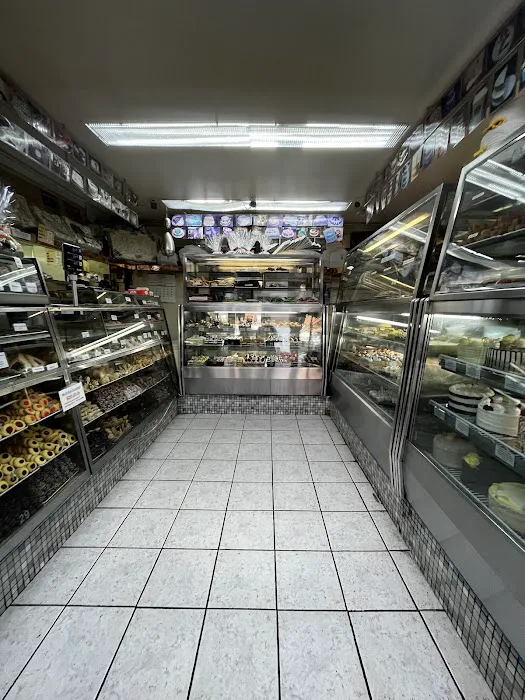 La Delice Pastry Shop Picture 8