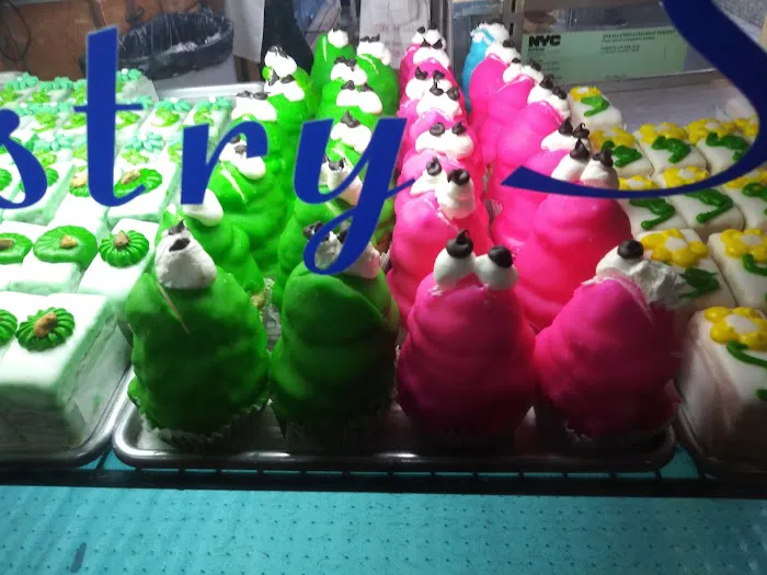 La Delice Pastry Shop Picture 7