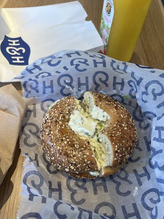 H&H Bagels Picture 2