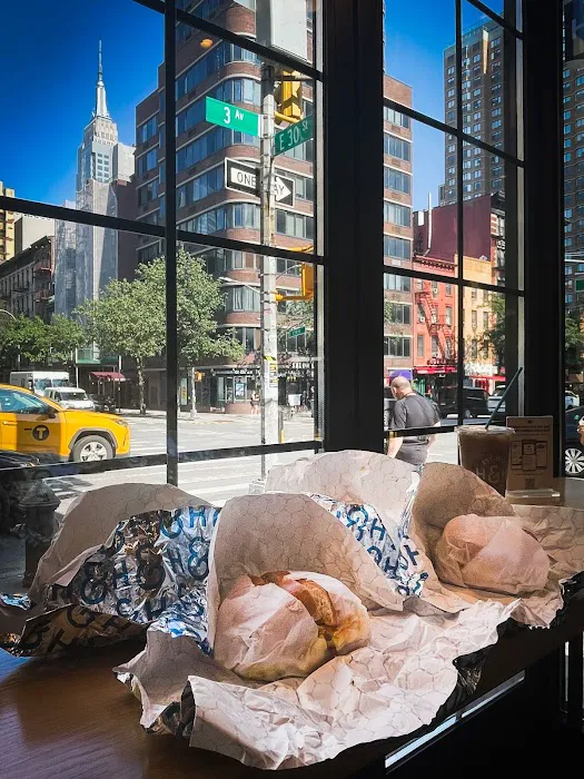 H&H Bagels Picture 8