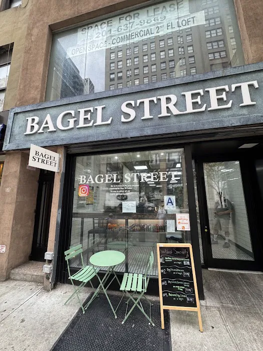 Bagel Street Picture 10