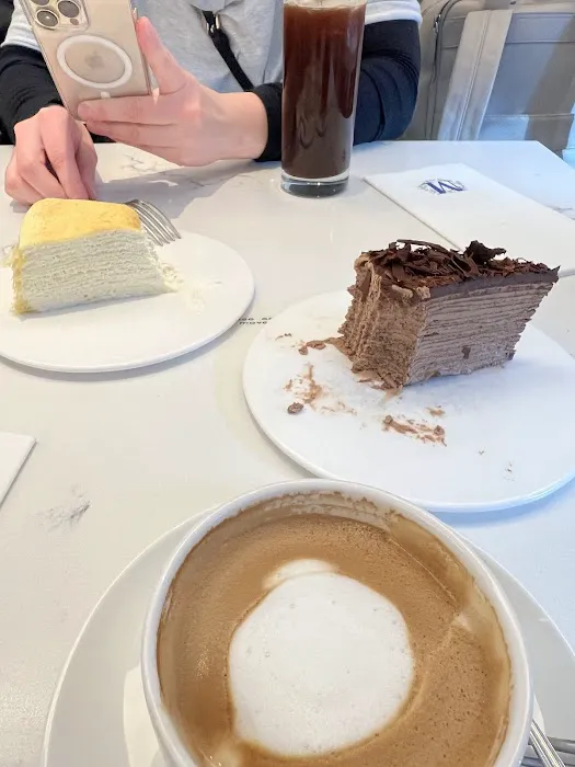 Lady M Cake Boutique - NYC Picture 10