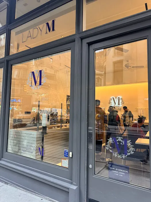 Lady M Cake Boutique - NYC Picture 3