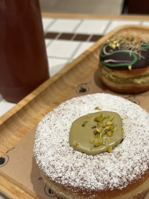 Angelina Bakery Nomad Picture 6