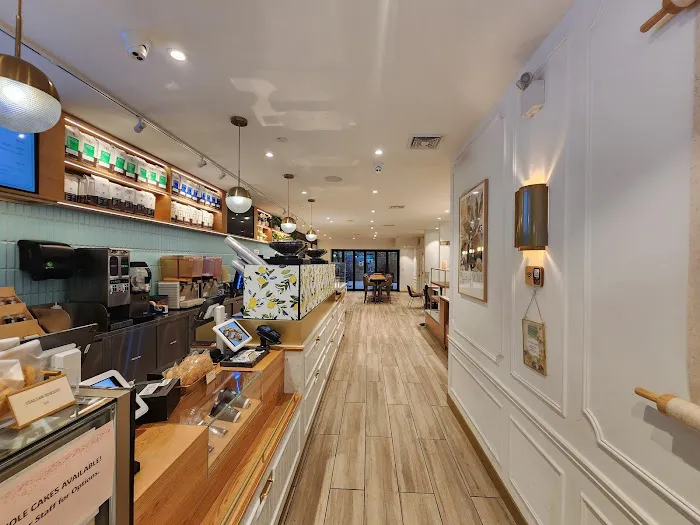 Angelina Bakery Nomad Picture 8