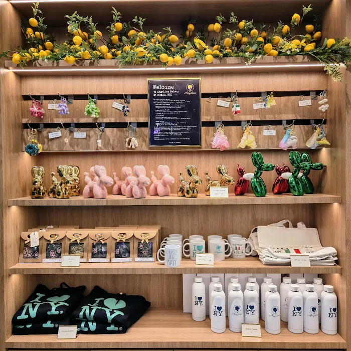 Angelina Bakery Nomad Picture 7