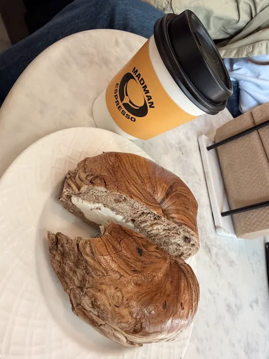 Madman Espresso & bagels Picture 4