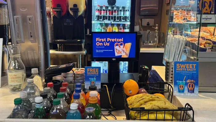 Auntie Anne's Picture 9