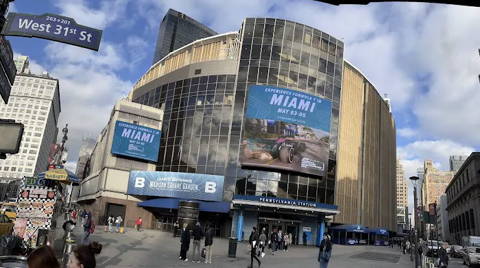 Auntie Anne's Picture 6