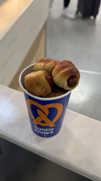 Auntie Anne's Picture 1