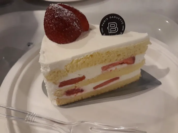 Paris Baguette Picture 1