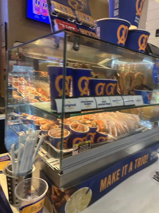 Auntie Anne's Picture 3