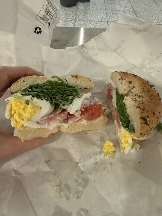 Le cafe Penn station Picture 3