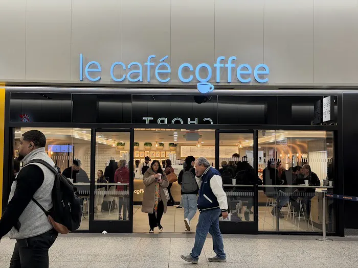 Le cafe Penn station Picture 1