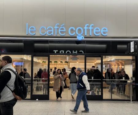 Le cafe Penn station