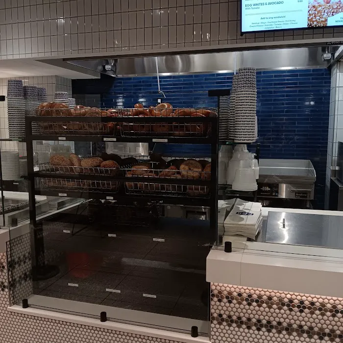 H&H Bagels Picture 5