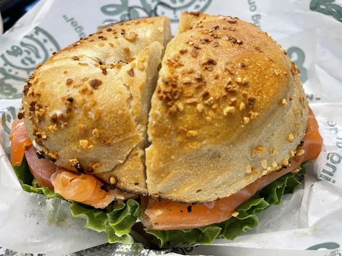 Ess-a-Bagel Picture 9