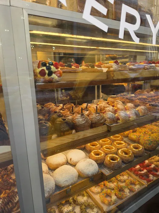 Paris Baguette Picture 8