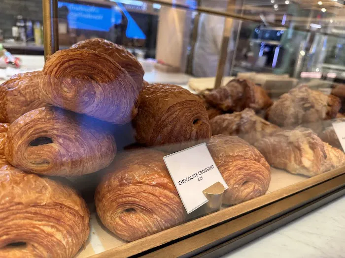 Vesuvio Bakery Moynihan Train Hall Picture 2