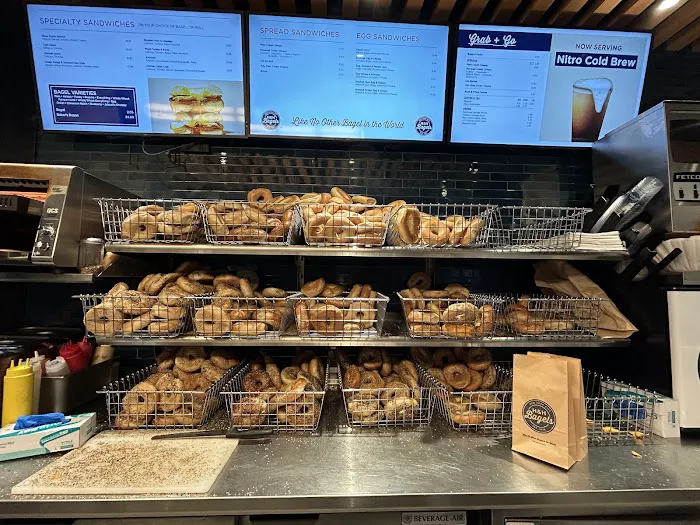 H&H Bagels Picture 8