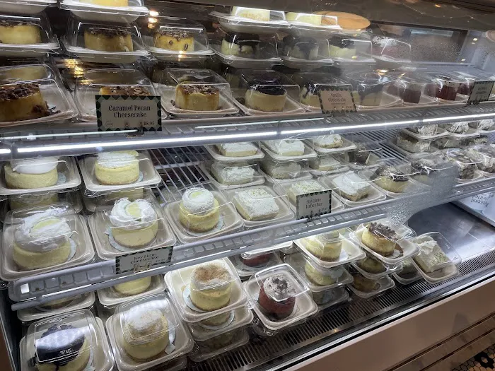 Magnolia Bakery - Moynihan Train Hall Picture 1