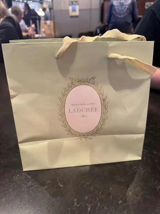 Ladurée Picture 1