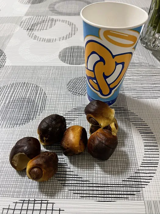 Auntie Anne's Picture 2