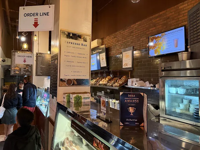 Best Bagel & Coffee Picture 9