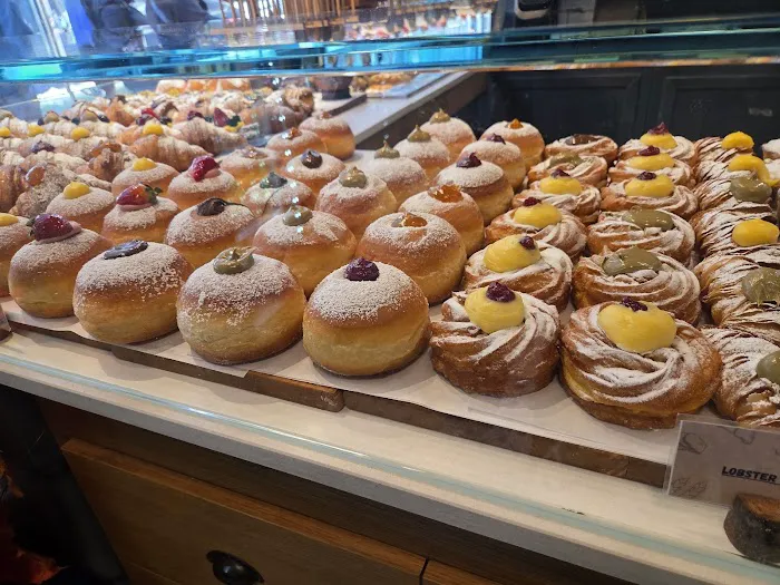Zeppola Bakery Picture 8