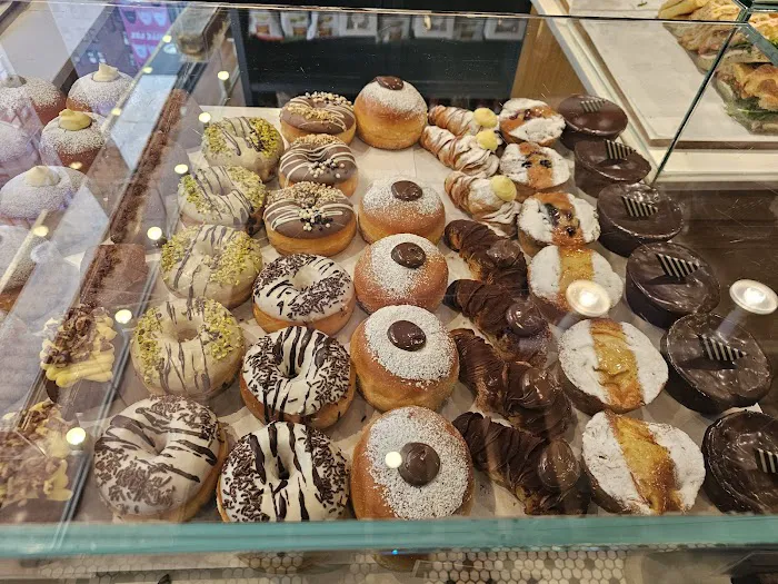 Zeppola Bakery Picture 10