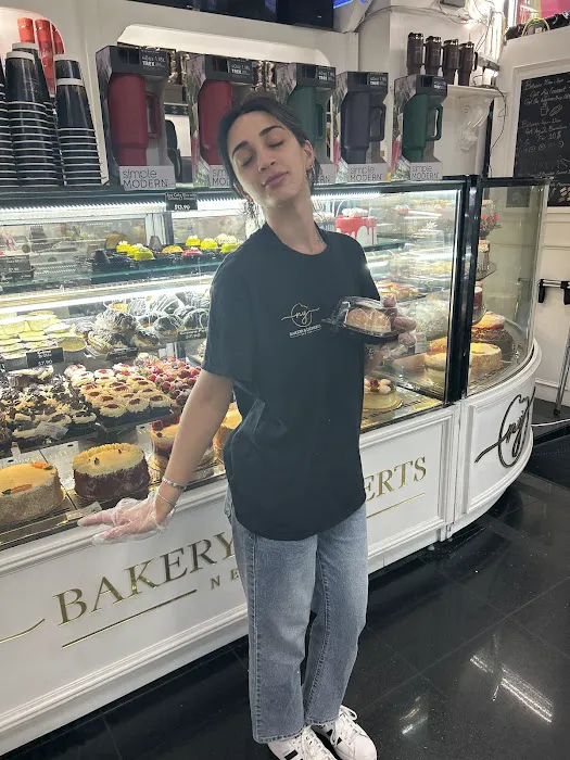 NY Bakery and Desserts Midtown Picture 1