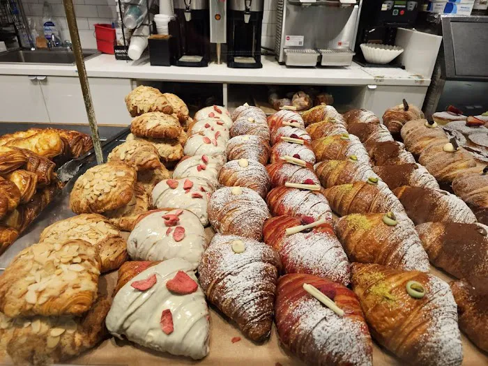 Angelina Bakery Picture 3