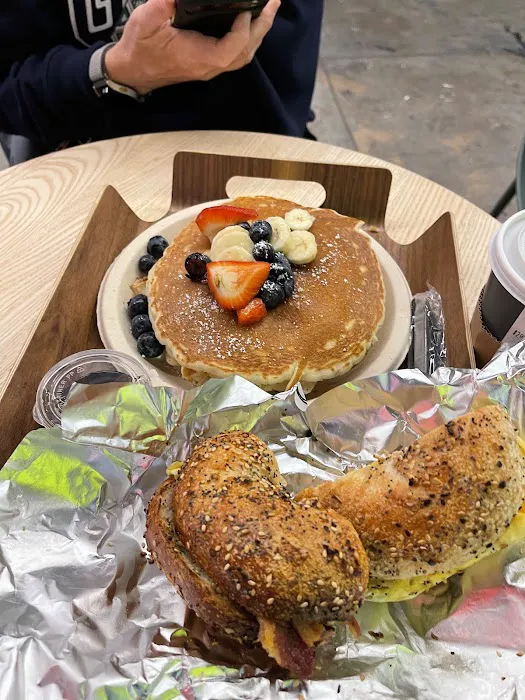 Bagel Market Picture 7