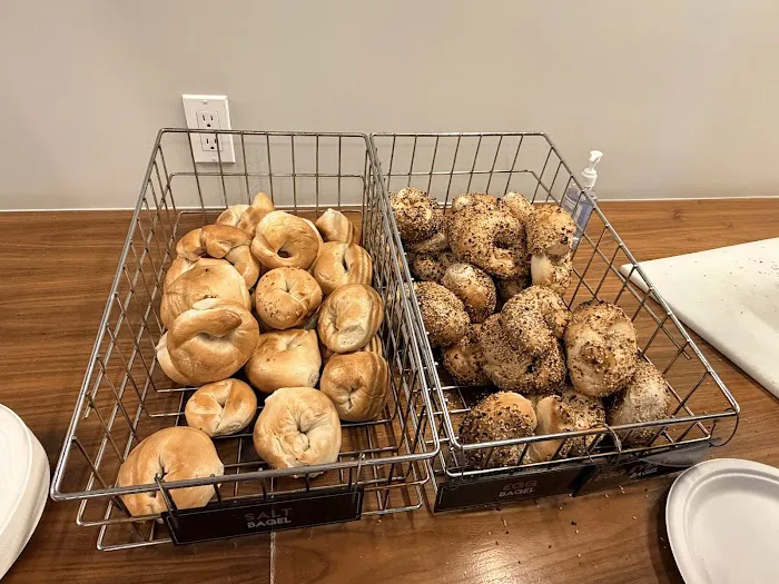 Bagel Market Picture 6