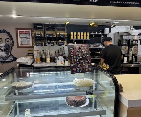 Madman Espresso & Bagels