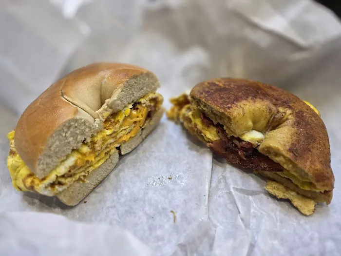 Madman Espresso & Bagels Picture 4