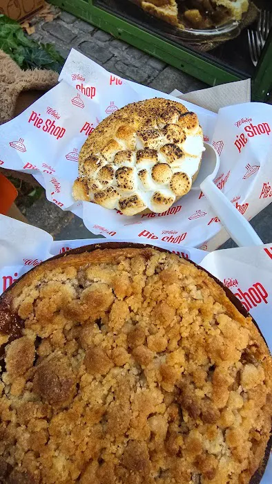 Winter Pie Shop Picture 3