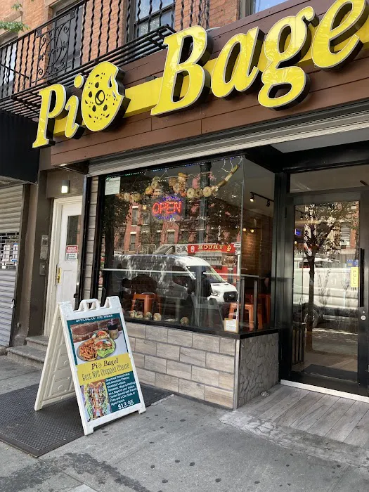 Pio Bagel On 9th Picture 10