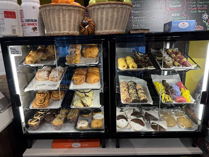 Pio Bagel On 9th Picture 3