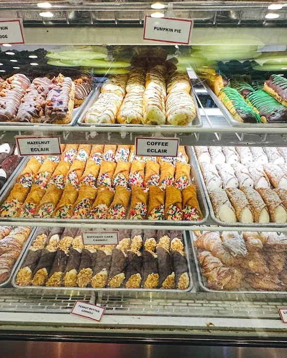 Carlo's Bakery Picture 8