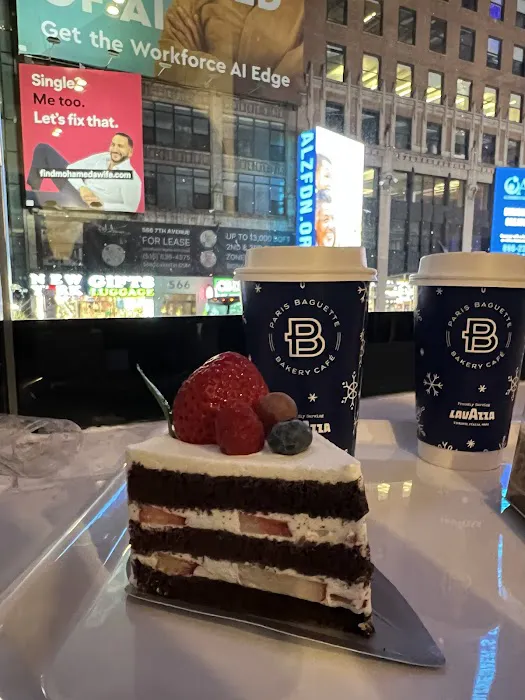 Paris Baguette Picture 1