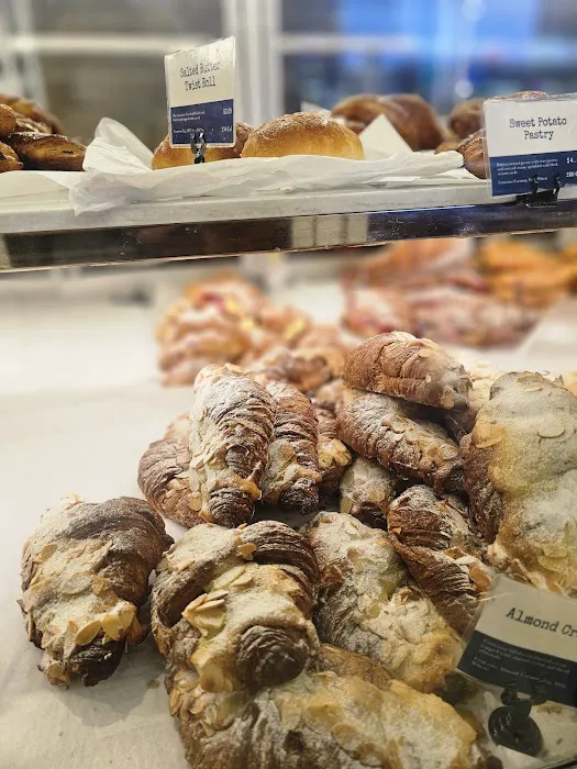 Paris Baguette Picture 2