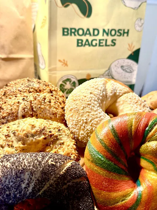 Broad Nosh Picture 7