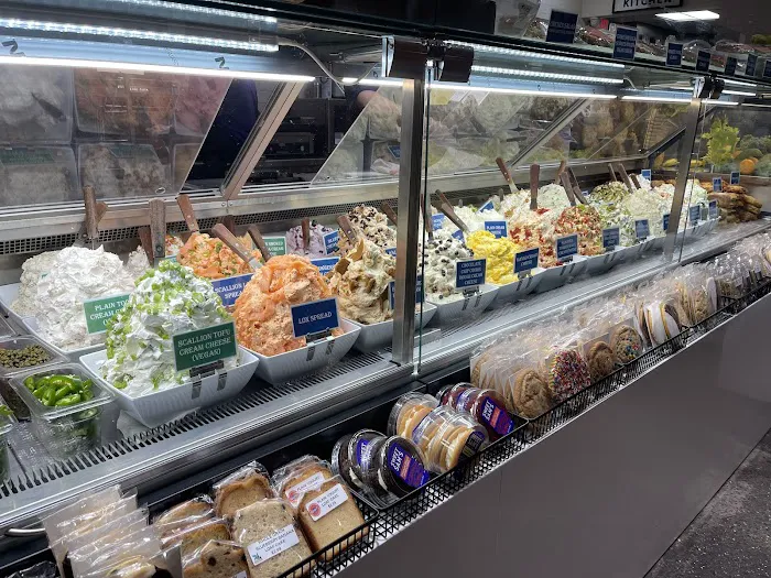 Broad Nosh Picture 5