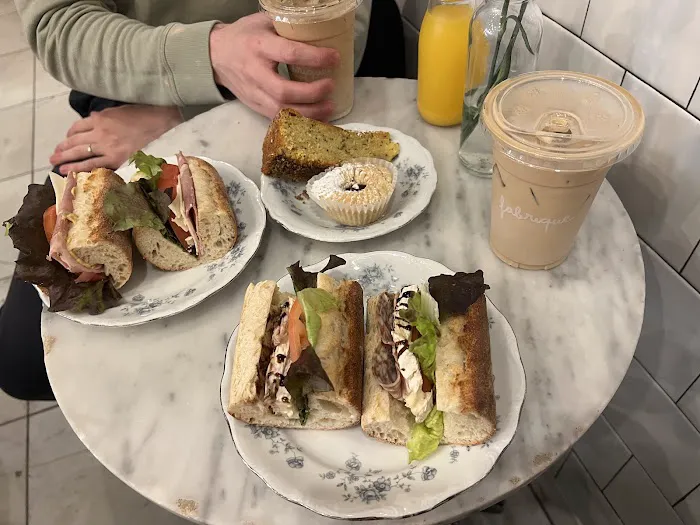 Fabrique Bakery 550 5th Ave Picture 9