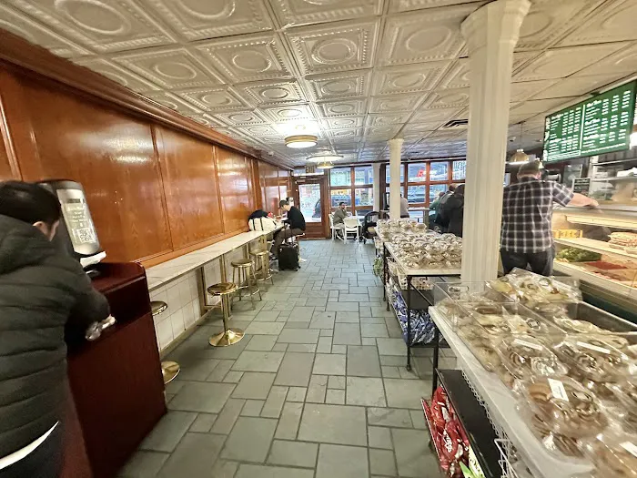 Ess-a-Bagel Picture 7