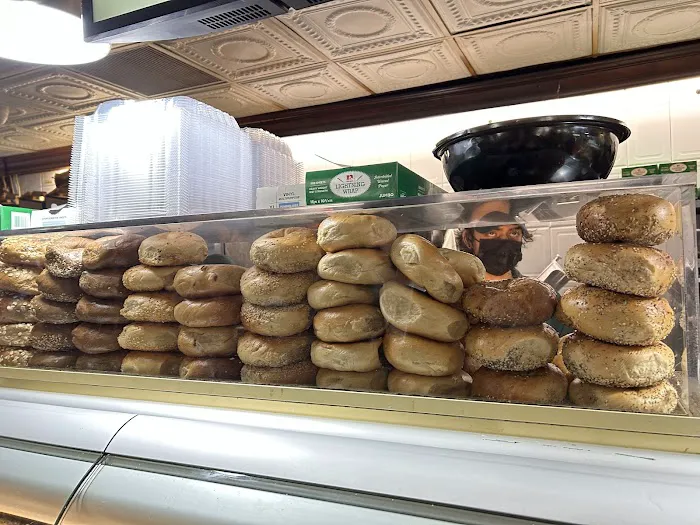 Ess-a-Bagel Picture 1